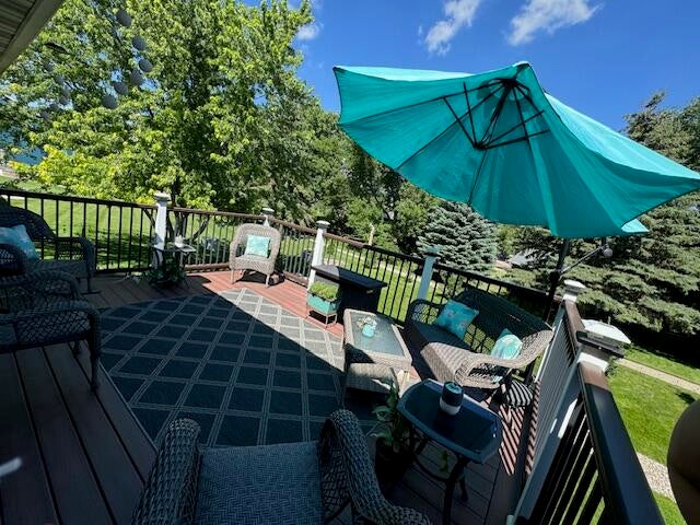 Brookings, South Dakota, 57006, United States, 5 Bedrooms Bedrooms, ,1 BathroomBathrooms,Residential,For Sale,1924534
