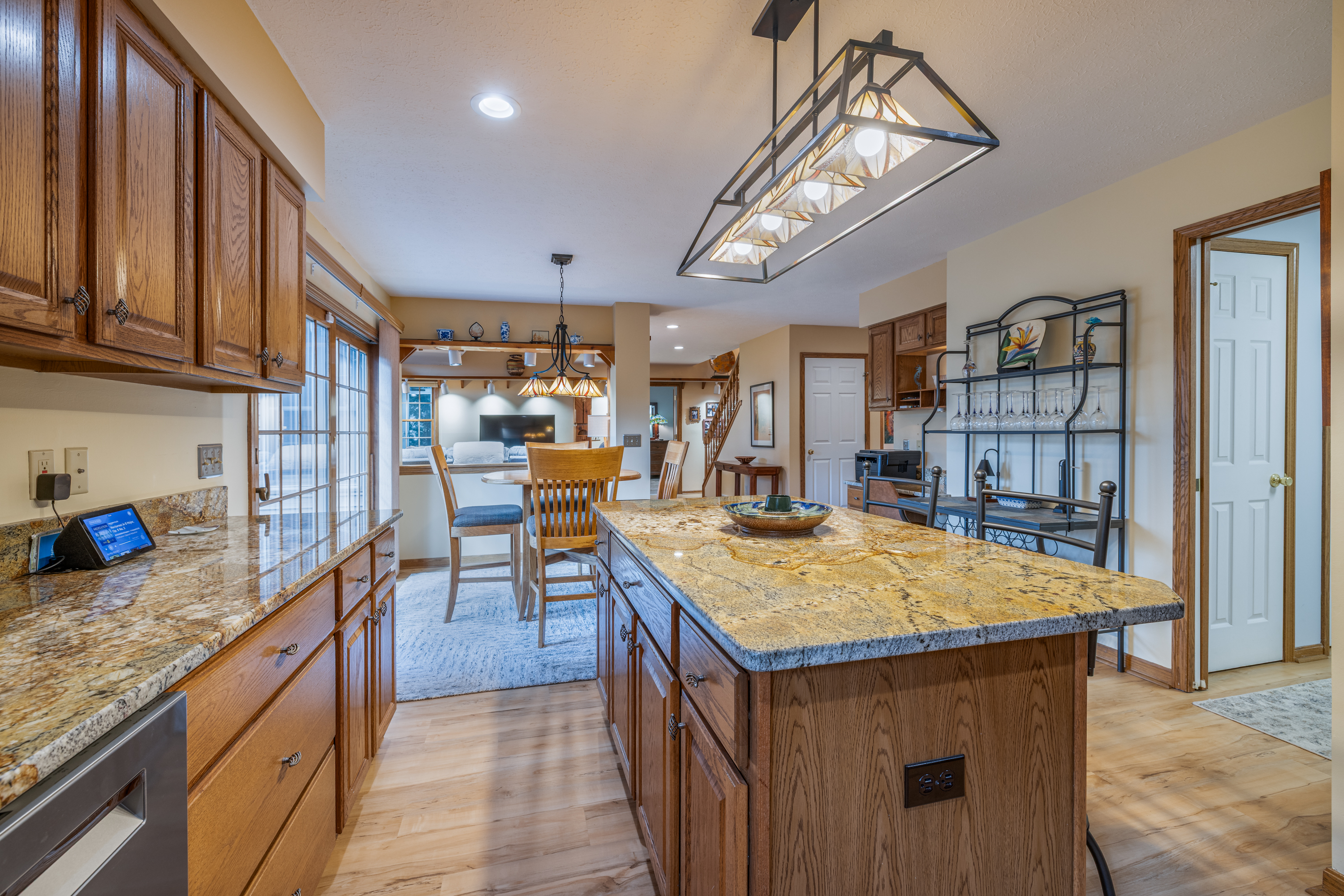 Vermilion, Ohio, 44089, United States, 4 Bedrooms Bedrooms, ,3 BathroomsBathrooms,Residential,For Sale,1978038