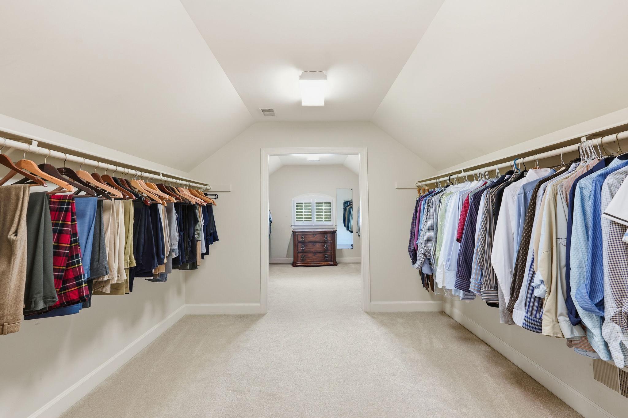  7818 Crownhurst Court, Mclean, VA, 22102 - 物件實景
