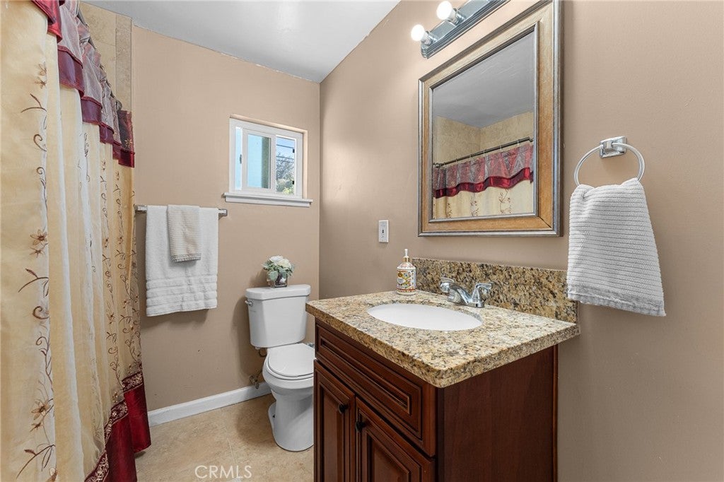 Redlands, California, 92374, United States, 4 Bedrooms Bedrooms, ,2 BathroomsBathrooms,Residential,For Sale,1987095