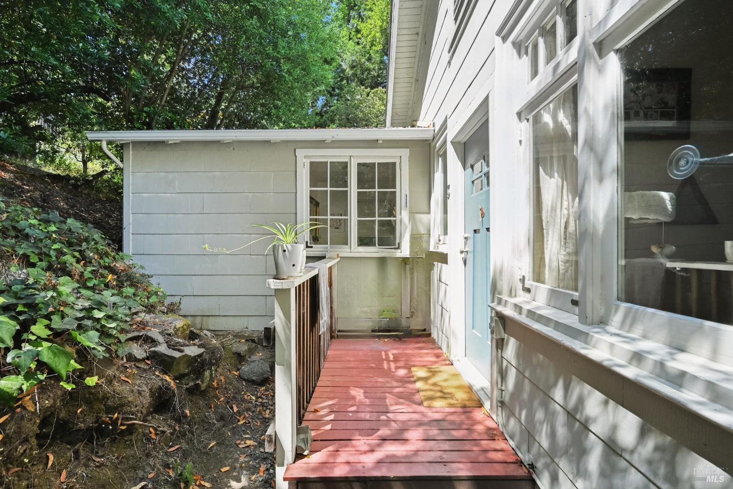 Mill Valley, California, 94941, United States, ,Residential,For Sale,1974805