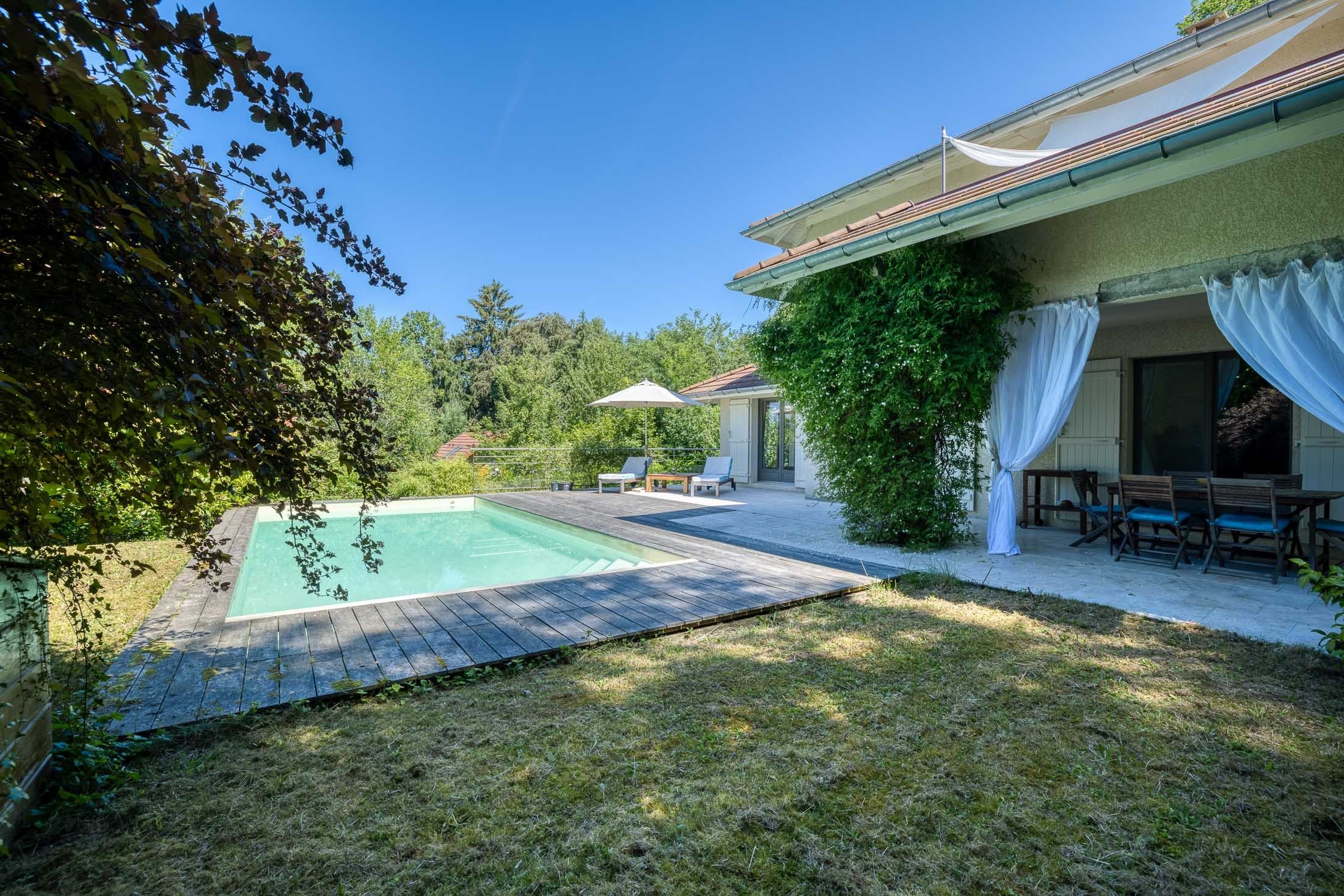  A confidential character property between Annecy and Geneva - 物件實景