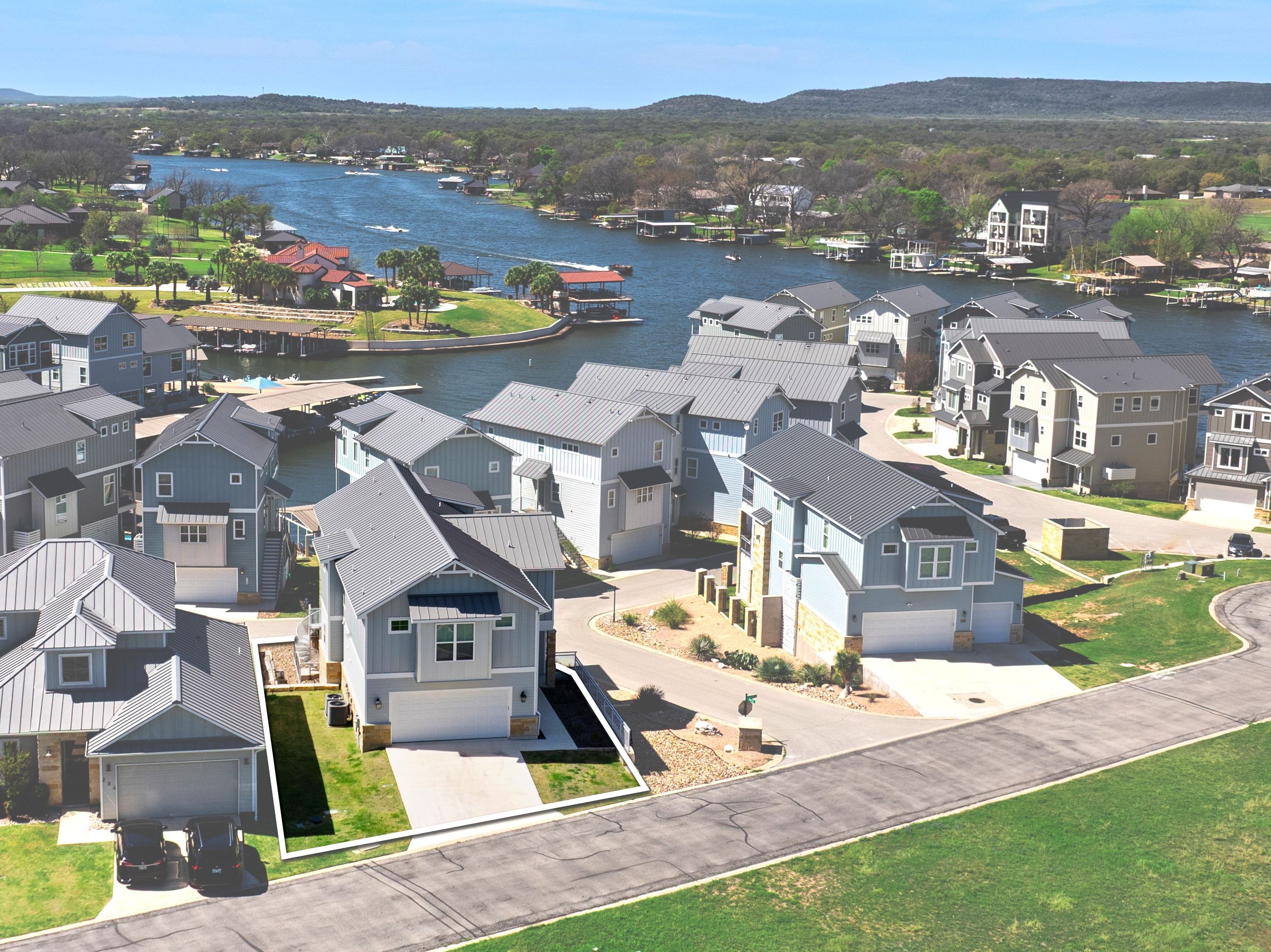  Indulge in the Art of Lake Living - 物件實景