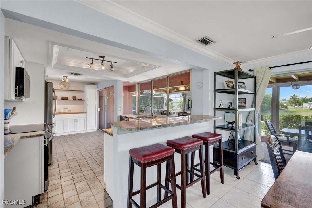 Cape Coral, Florida, 33904, United States, 3 Bedrooms Bedrooms, ,2 BathroomsBathrooms,Residential,For Sale,1990784