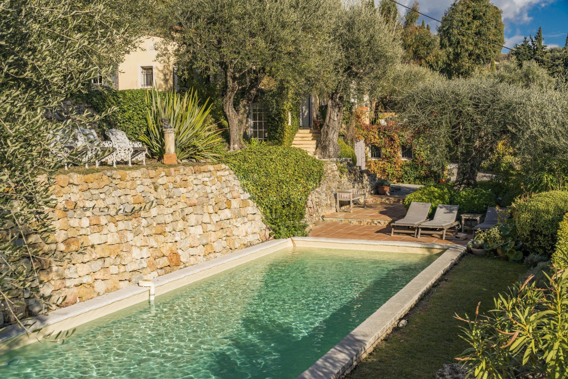  Exceptional provençal villa in Châteauneuf-Grasse with panoramic sea and hills … - 物件實景