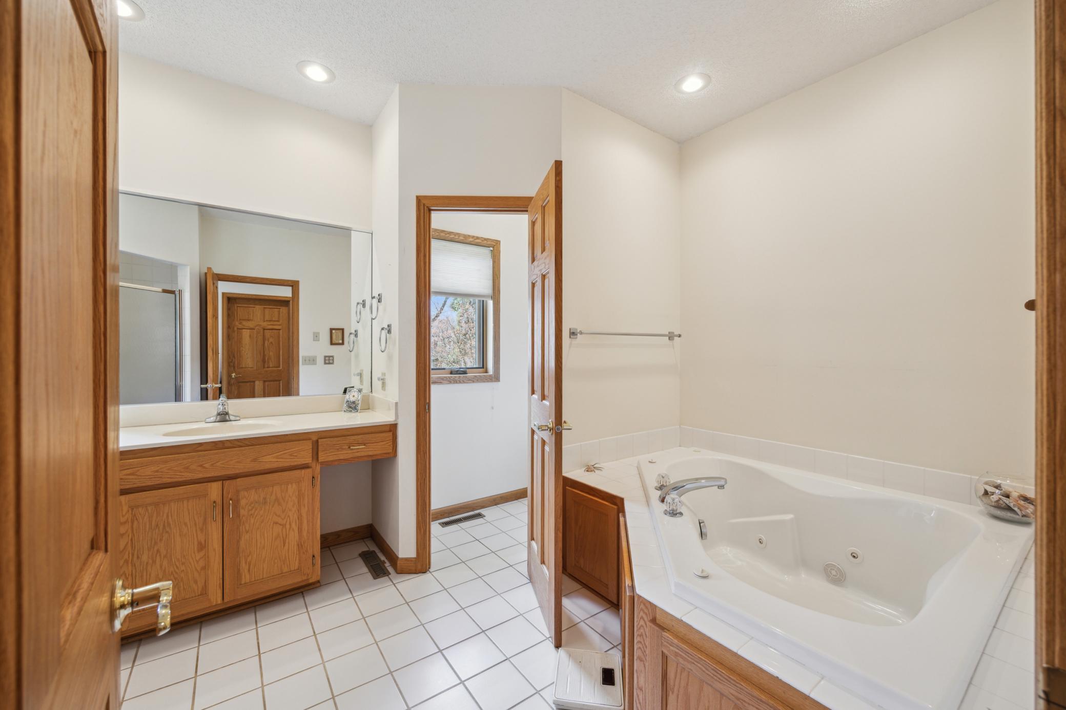 New Brighton, Minnesota, 55112, United States, 4 Bedrooms Bedrooms, ,4 BathroomsBathrooms,Residential,For Sale,1990901