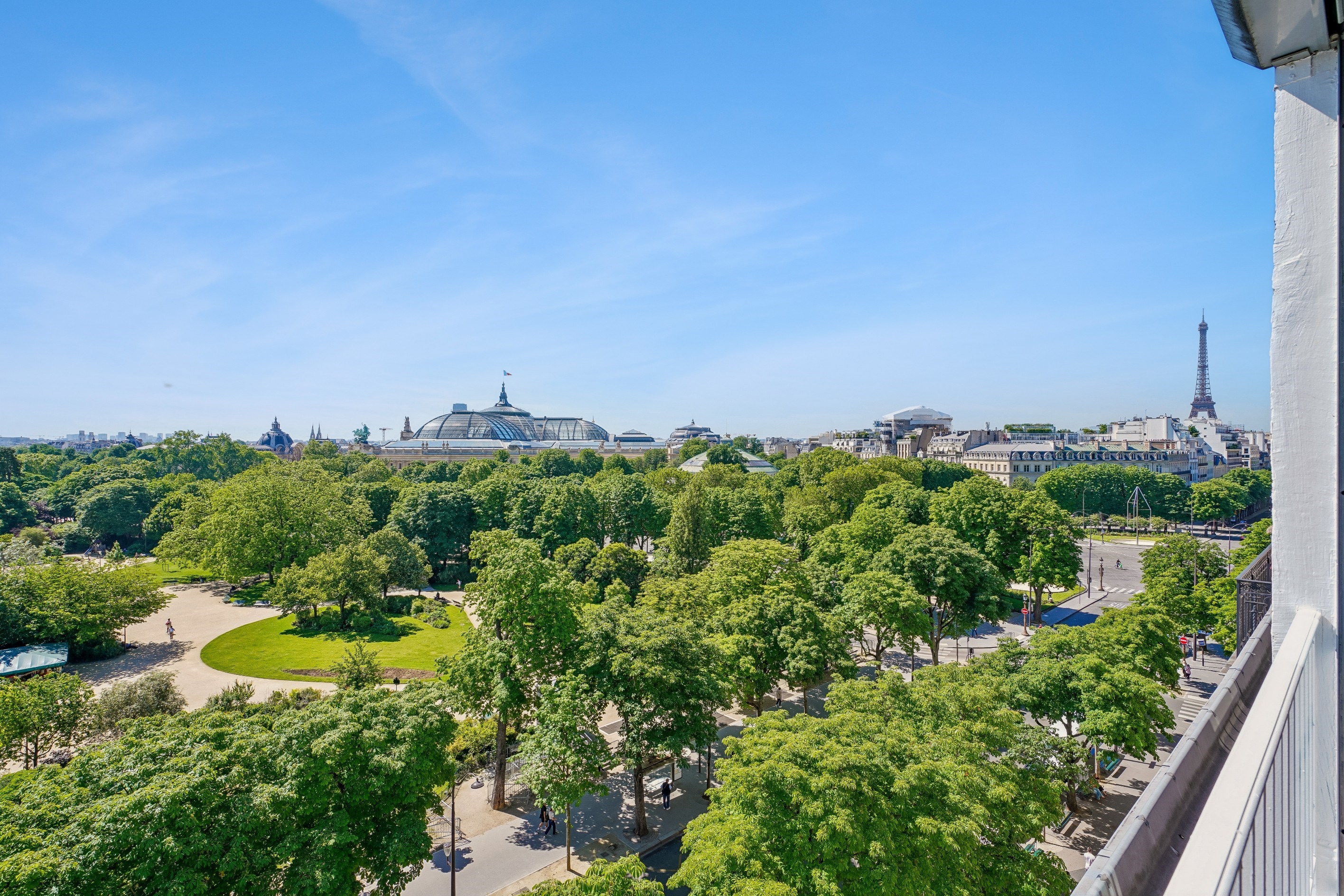  A pied-à-terre with exceptional views, just steps from the Champs-Élysées - 物件實景