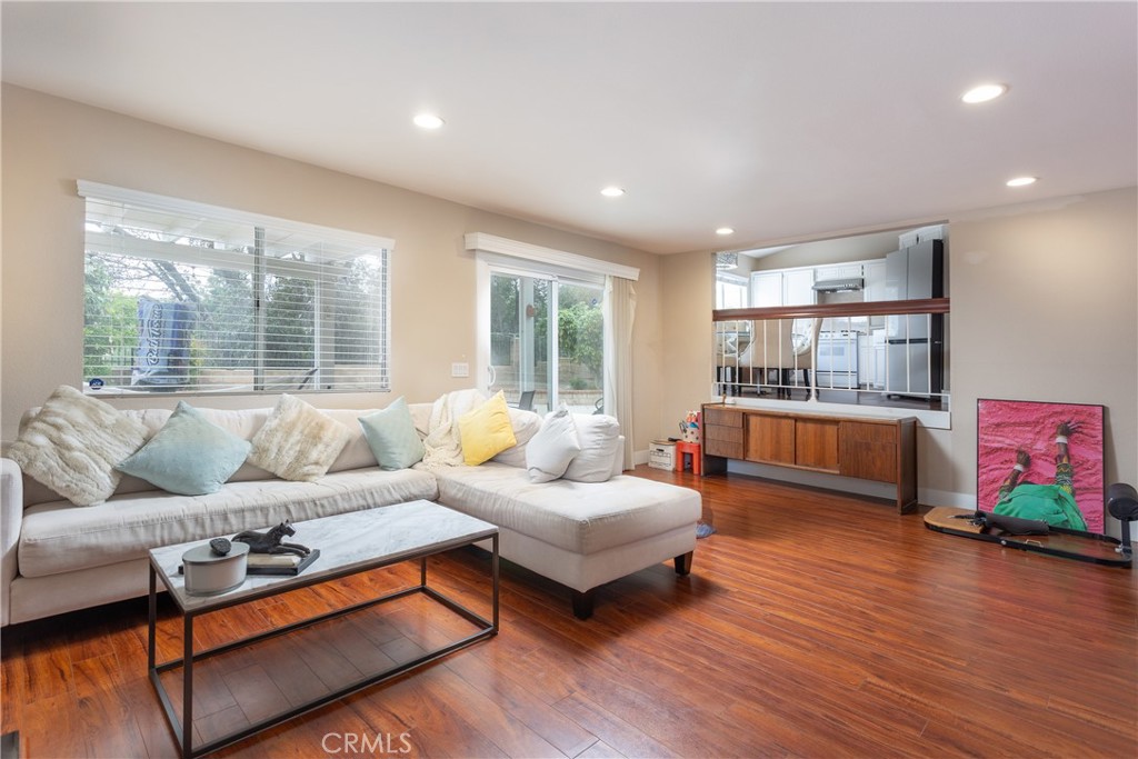 Walnut, California, 91789, United States, 4 Bedrooms Bedrooms, ,3 BathroomsBathrooms,Residential,For Sale,1978707