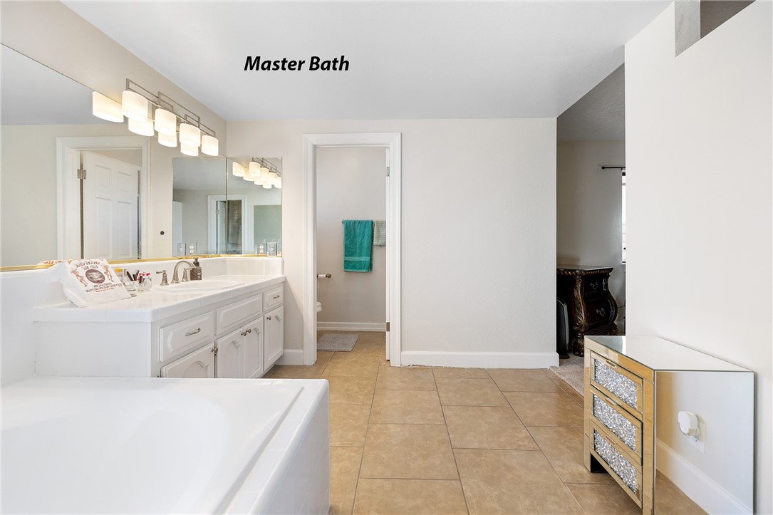 Helendale, California, 92342, United States, 3 Bedrooms Bedrooms, ,2 BathroomsBathrooms,Residential,For Sale,1950489