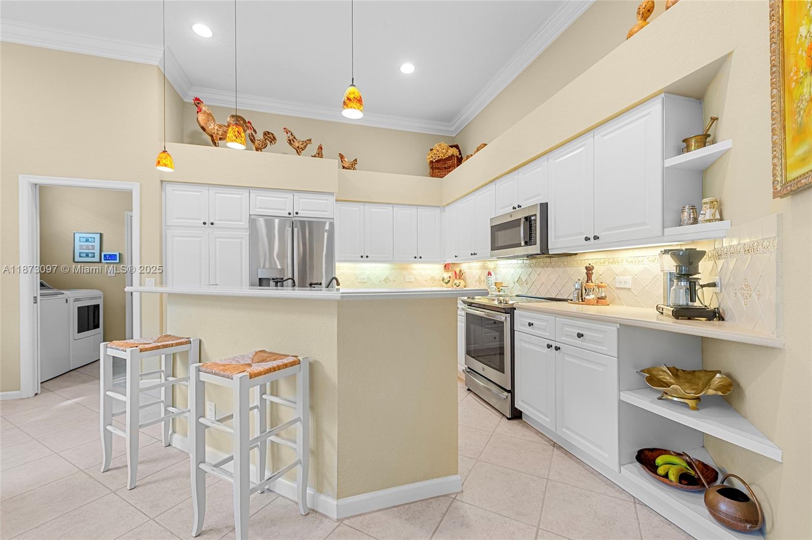 Weston, Florida, 33327, United States, 3 Bedrooms Bedrooms, ,3 BathroomsBathrooms,Residential,For Sale,1942186