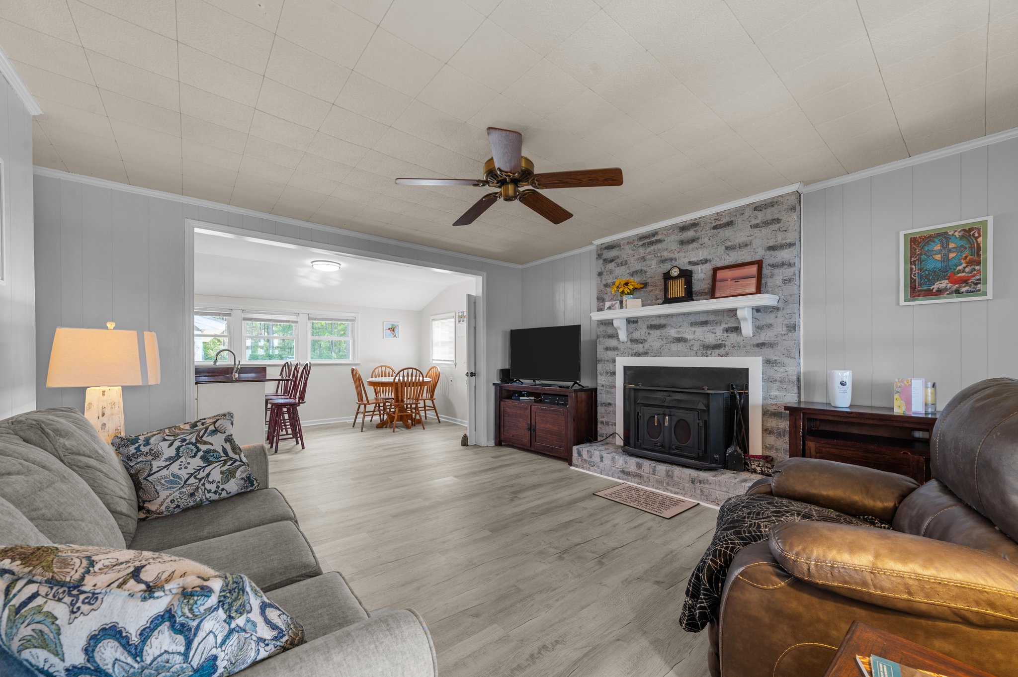 Belhaven, North Carolina, 27810, United States, 3 Bedrooms Bedrooms, ,1 BathroomBathrooms,Residential,For Sale,1944944