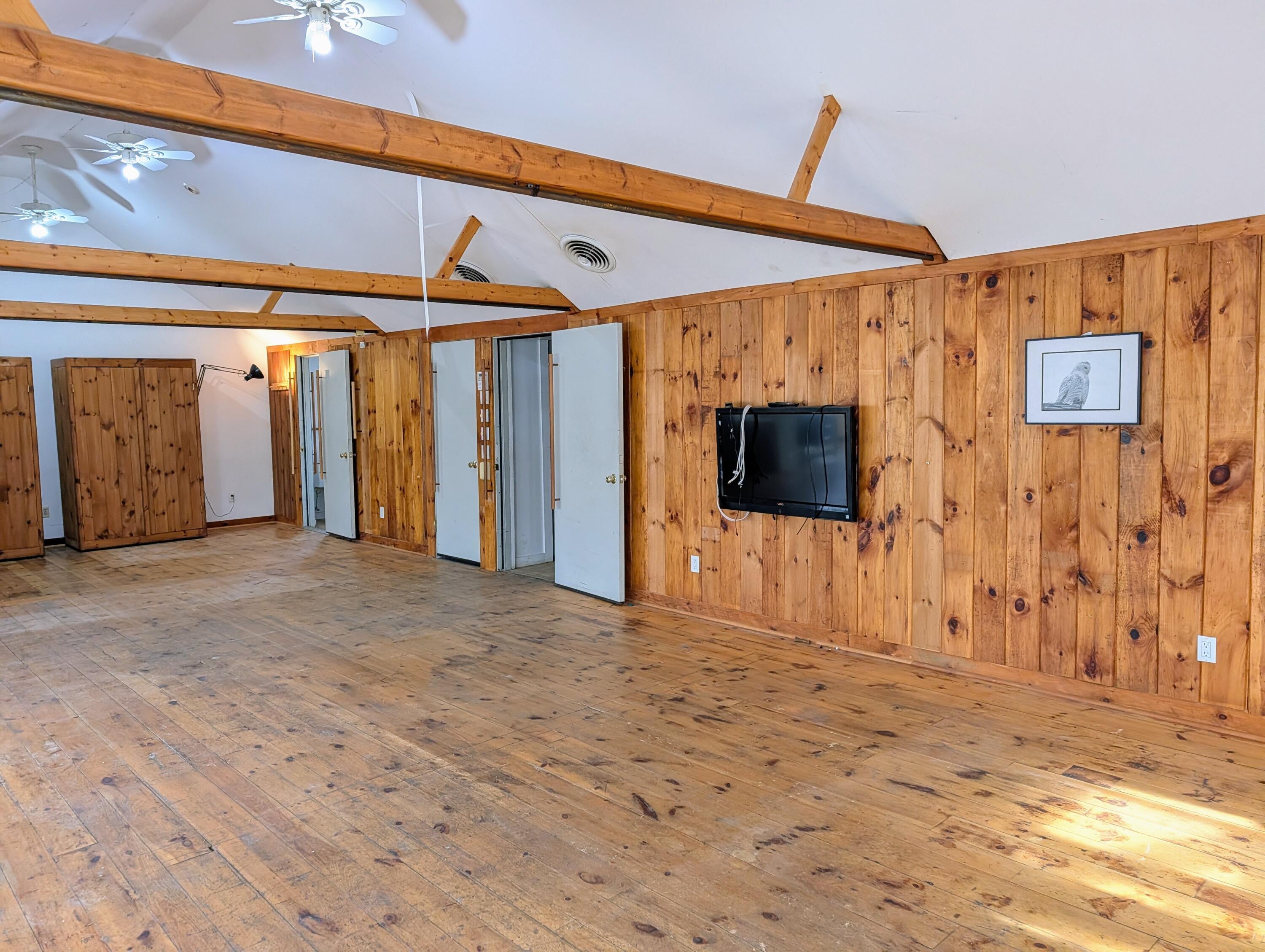  1443 Bristol & Tbd Split Rock Road - 物件實景
