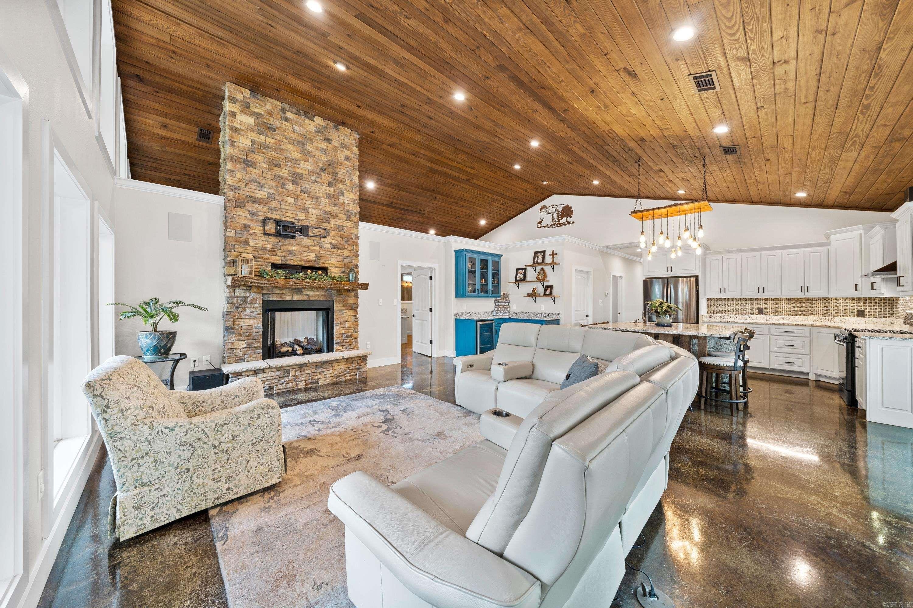 Royal, Arkansas, 71913, United States, 3 Bedrooms Bedrooms, ,2 BathroomsBathrooms,Residential,For Sale,1935278