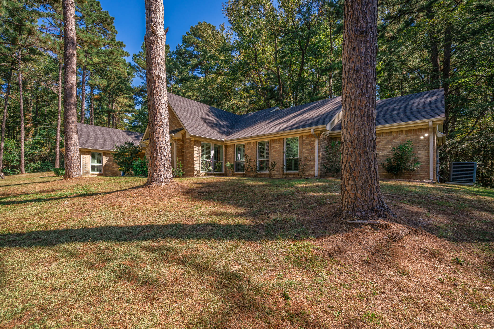 Rusk, Texas, 75785, United States, 4 Bedrooms Bedrooms, ,4 BathroomsBathrooms,Residential,For Sale,1930164