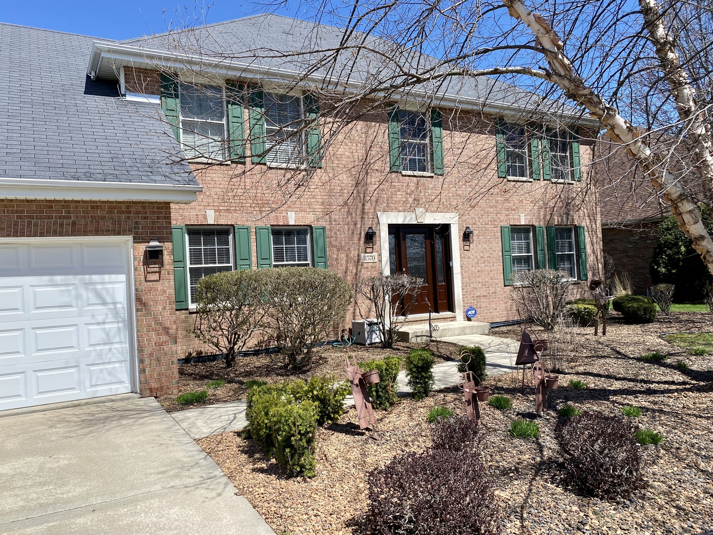 Frankfort, Illinois, 60423, United States, 5 Bedrooms Bedrooms, ,3 BathroomsBathrooms,Residential,For Sale,1923148