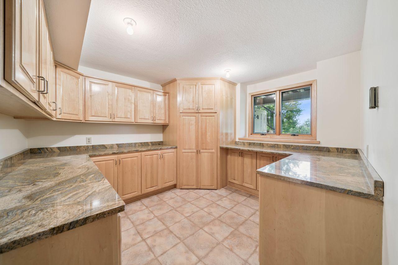 Stillwater, Minnesota, 55082, United States, 4 Bedrooms Bedrooms, ,3 BathroomsBathrooms,Residential,For Sale,1934431