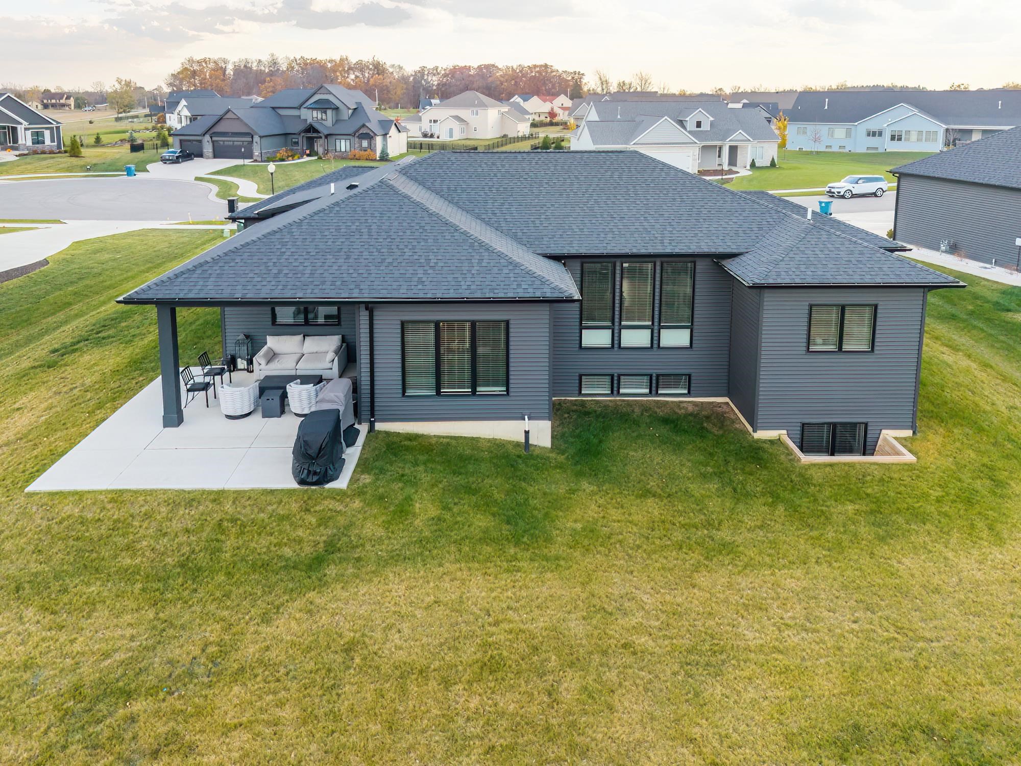 Fort Wayne, Indiana, 46845, United States, 4 Bedrooms Bedrooms, ,4 BathroomsBathrooms,Residential,For Sale,1988190