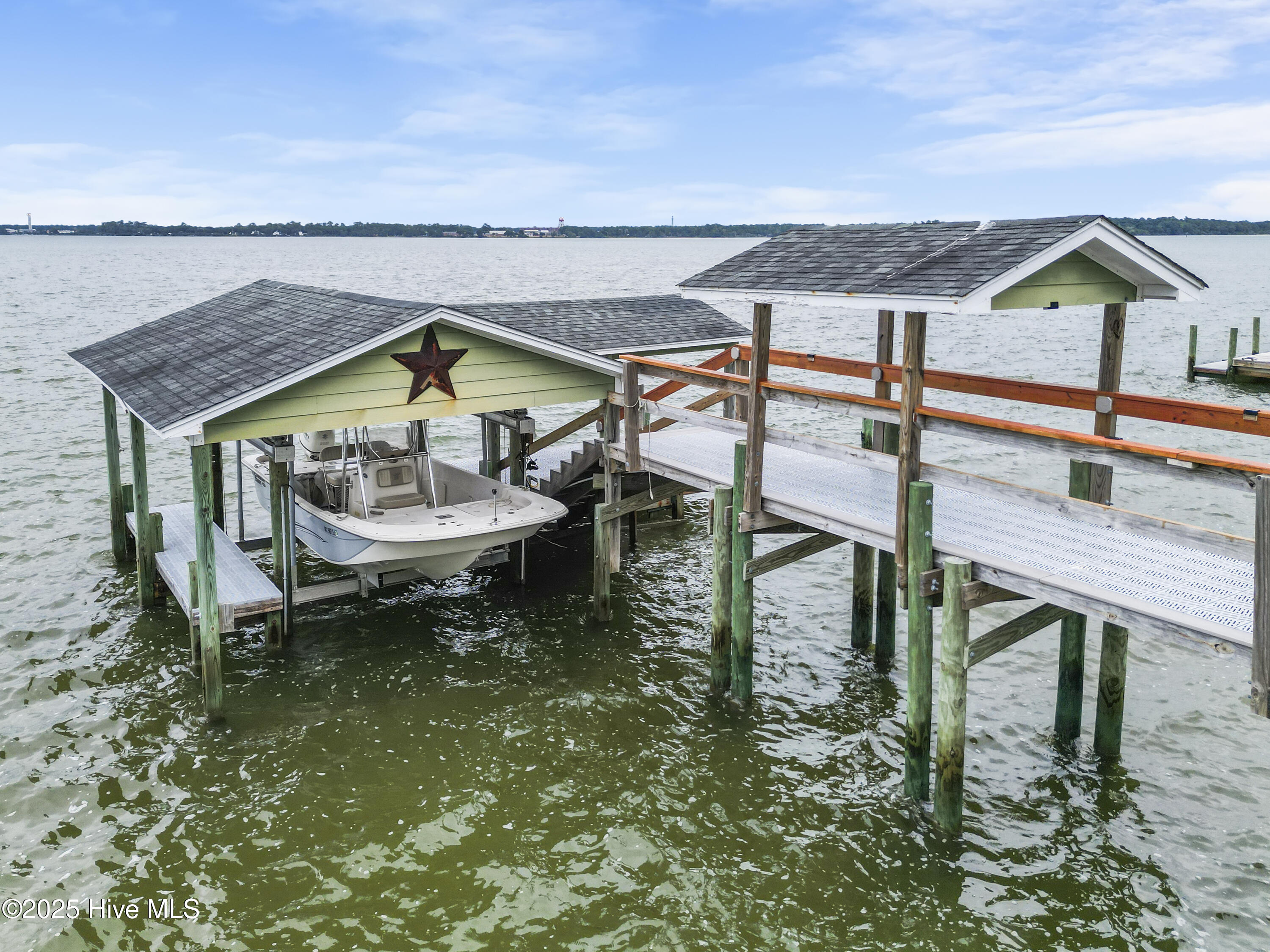 Sneads Ferry, North Carolina, 28460, United States, 4 Bedrooms Bedrooms, ,3 BathroomsBathrooms,Residential,For Sale,1947068