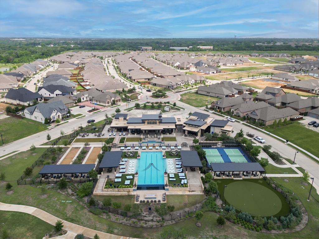 Arlington, Texas, 76005, United States, 2 Bedrooms Bedrooms, ,2 BathroomsBathrooms,Residential,For Sale,1899955
