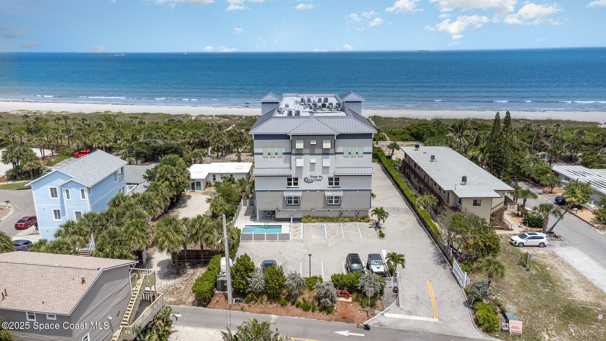 Cocoa Beach, Florida, 32931, United States, 2 Bedrooms Bedrooms, ,2 BathroomsBathrooms,Residential,For Sale,1975351