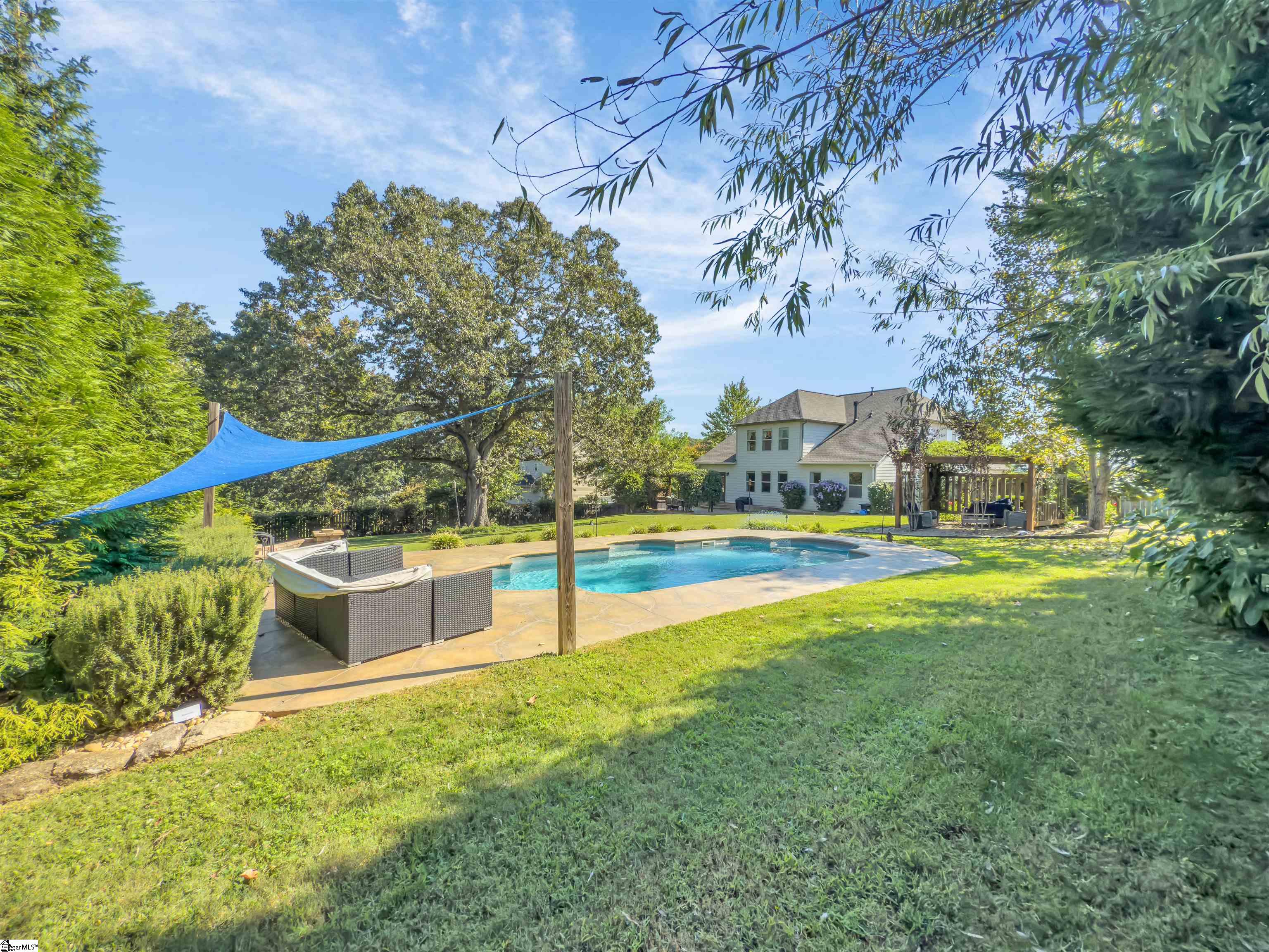 Simpsonville, South Carolina, 29681, United States, 4 Bedrooms Bedrooms, ,4 BathroomsBathrooms,Residential,For Sale,1948001