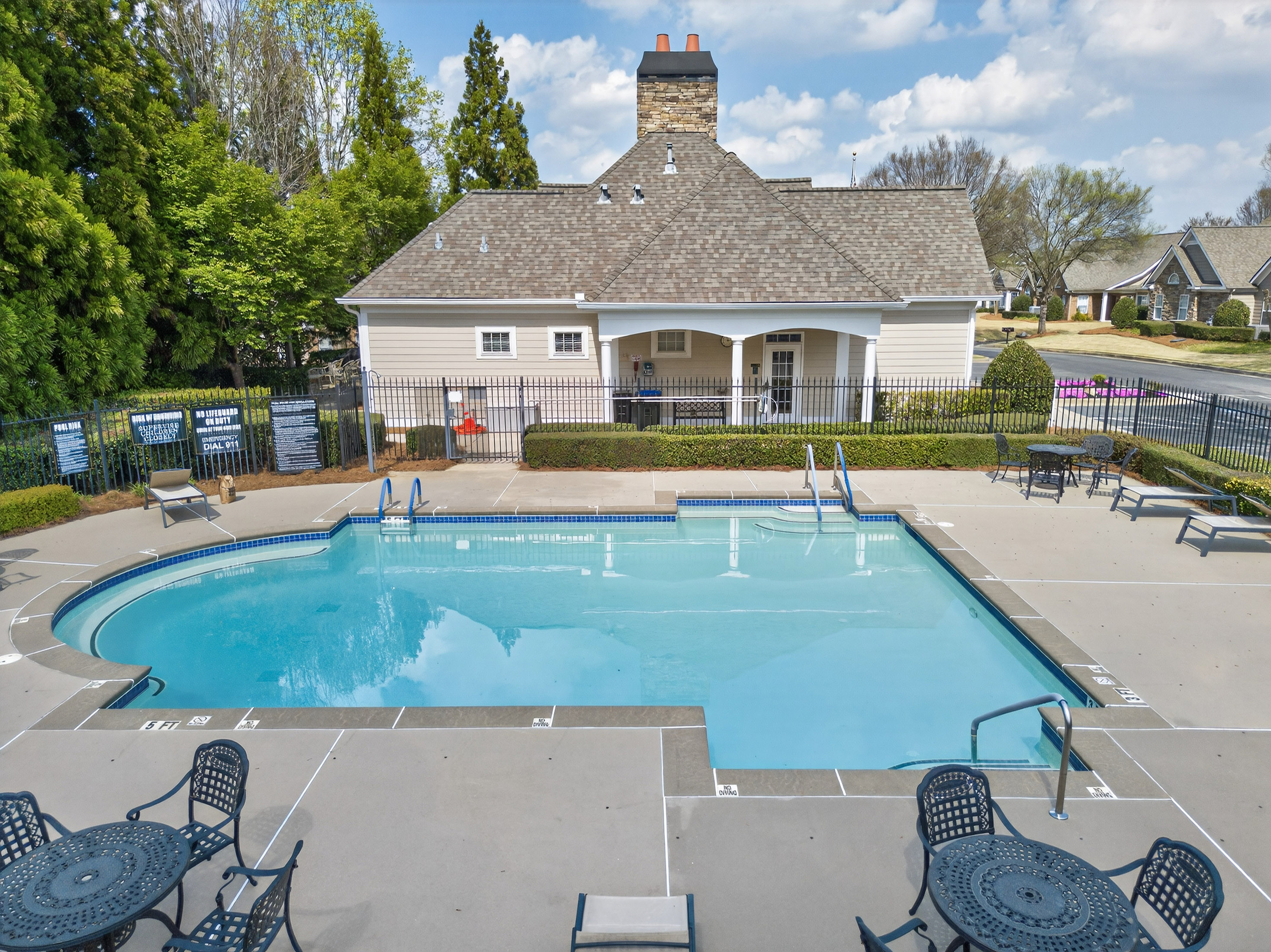  Welcome to this Virtually Maintenance-Free Ranch - 物件實景