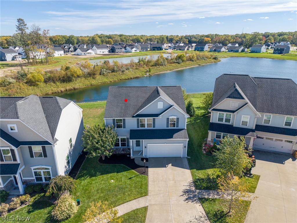 Waterscape Ct, North Ridgeville, OH 44039
