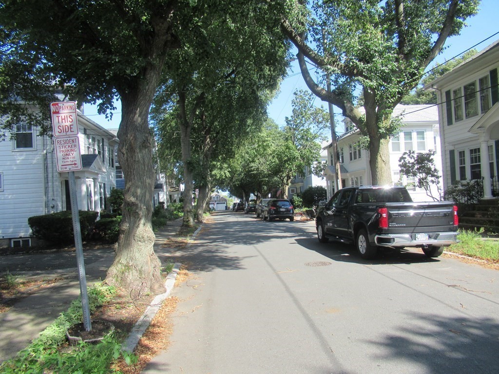 Salem, Massachusetts, 01970, United States, 4 Bedrooms Bedrooms, ,2 BathroomsBathrooms,Residential,For Sale,1846004