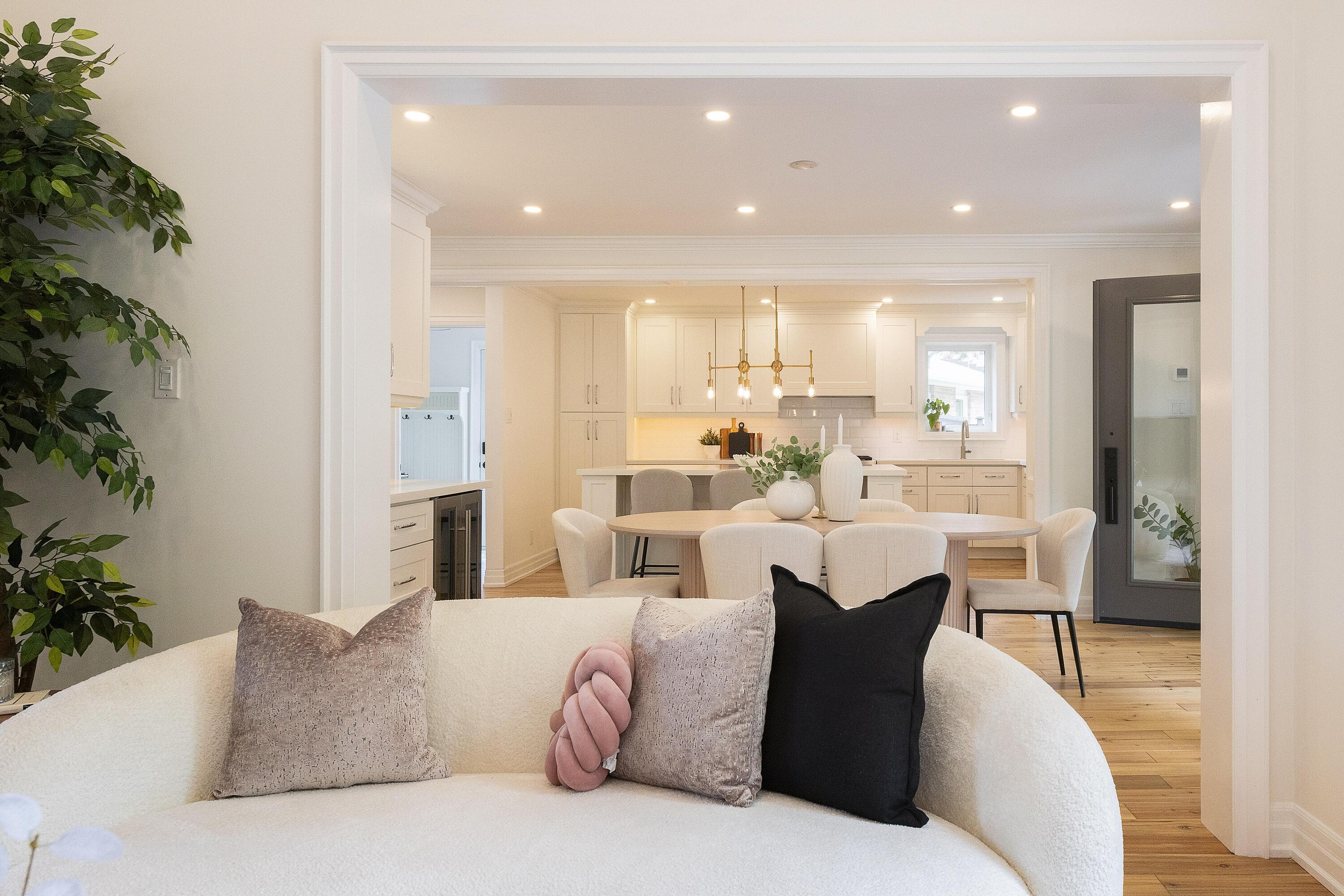  Beautifully Renovated Home - 物件實景