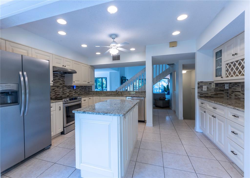 Sarasota, Florida, 34231, United States, 3 Bedrooms Bedrooms, ,3 BathroomsBathrooms,Residential,For Sale,1926477