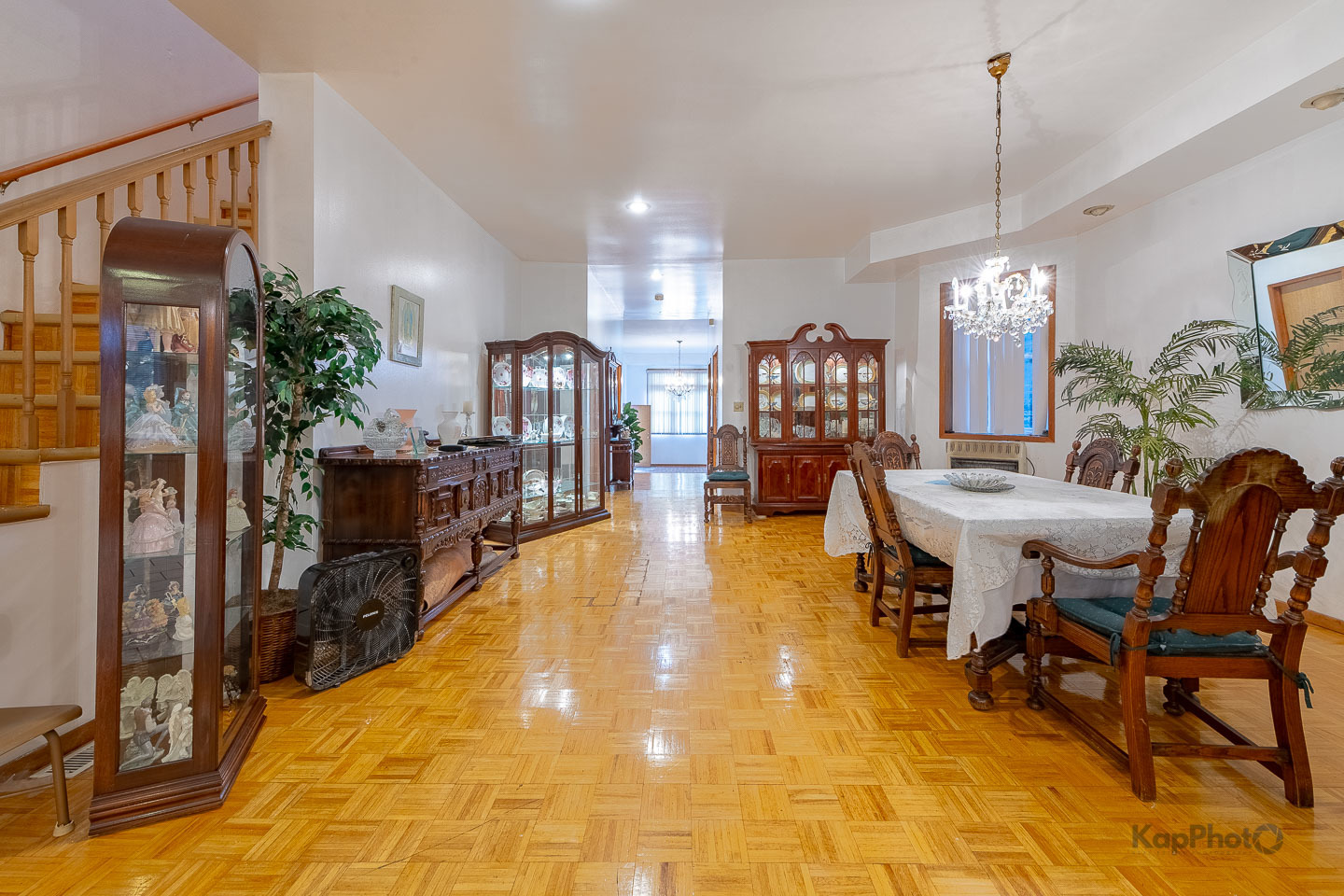 Chicago, Illinois, 60608, United States, 3 Bedrooms Bedrooms, ,5 BathroomsBathrooms,Residential,For Sale,1986120