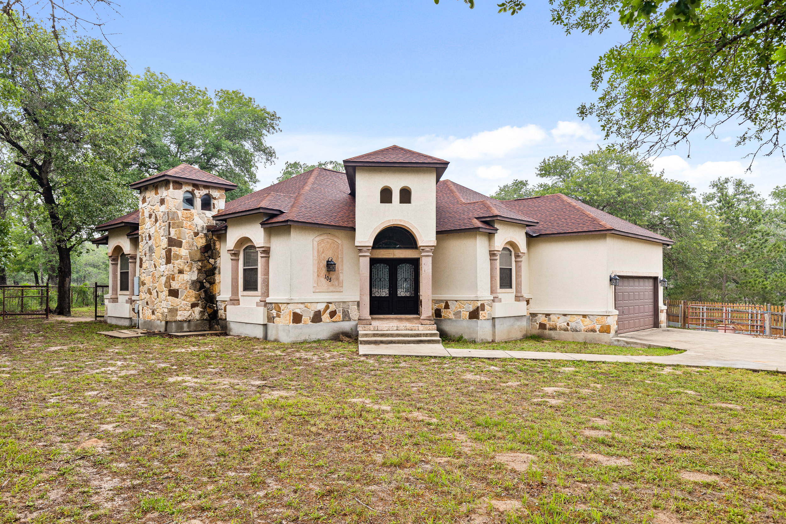 La Vernia, Texas, 78121, United States, 3 Bedrooms Bedrooms, ,Residential,For Sale,1943092