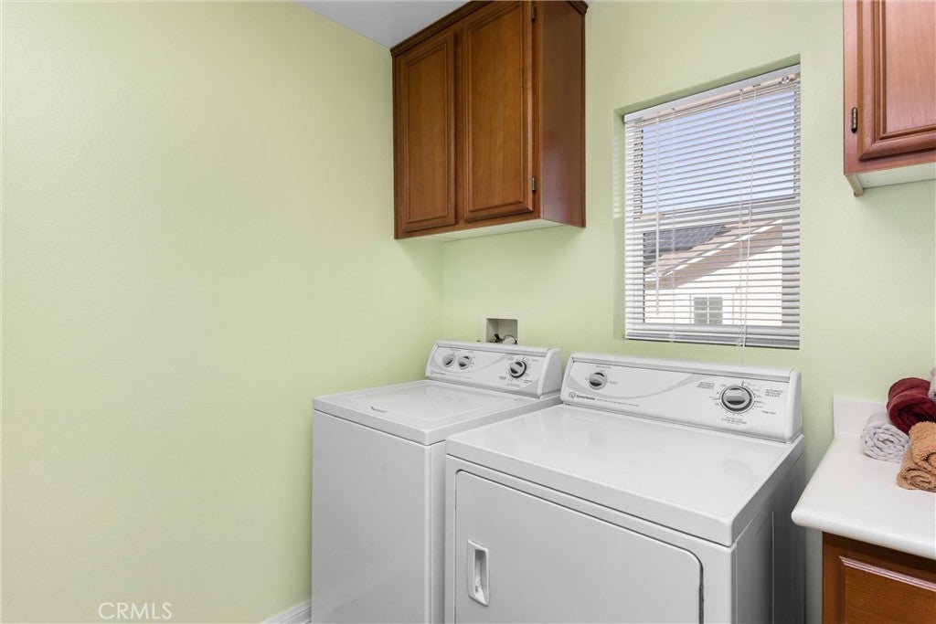 Beaumont, California, 92223, United States, 5 Bedrooms Bedrooms, ,3 BathroomsBathrooms,Residential,For Sale,1975993