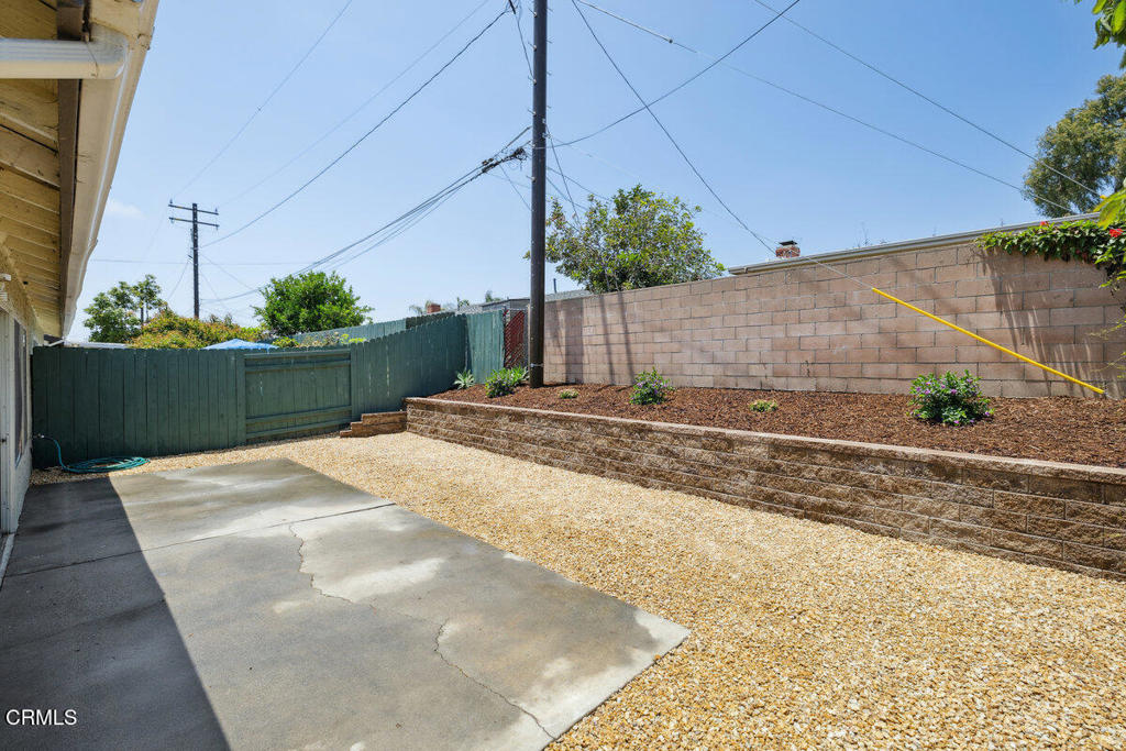 Santa Paula, California, 93060, United States, 3 Bedrooms Bedrooms, ,1 BathroomBathrooms,Residential,For Sale,1979735