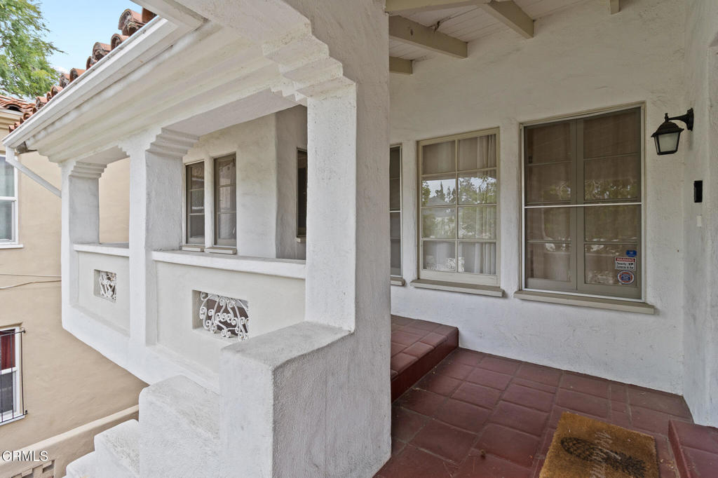 Los Angeles, California, 90035, United States, ,Residential,For Sale,1691195