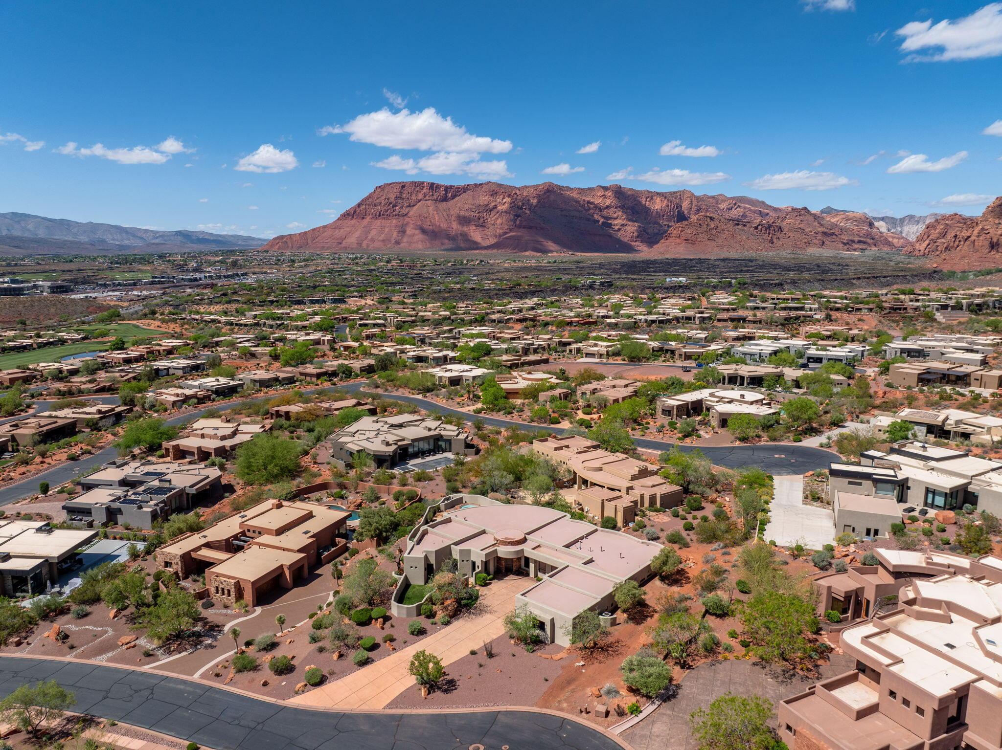 St George, Utah, 84770, United States, 4 Bedrooms Bedrooms, ,5 BathroomsBathrooms,Residential,For Sale,1976696