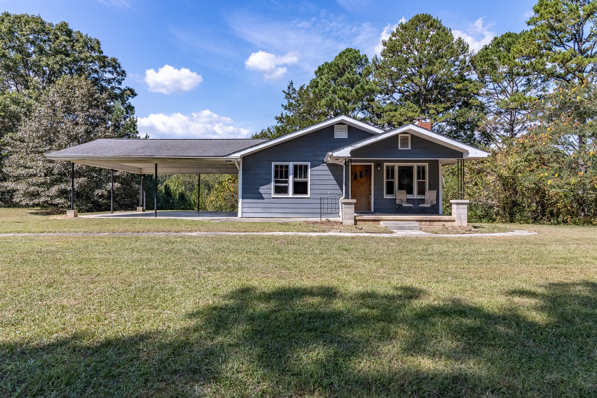 Dunlap, Tennessee, 37327, United States, 3 Bedrooms Bedrooms, ,1 BathroomBathrooms,Residential,For Sale,1980743