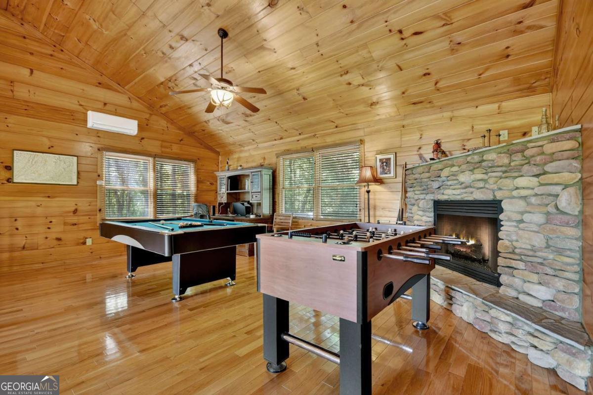 Blue Ridge, Georgia, 30513, United States, 3 Bedrooms Bedrooms, ,3 BathroomsBathrooms,Residential,For Sale,1952003