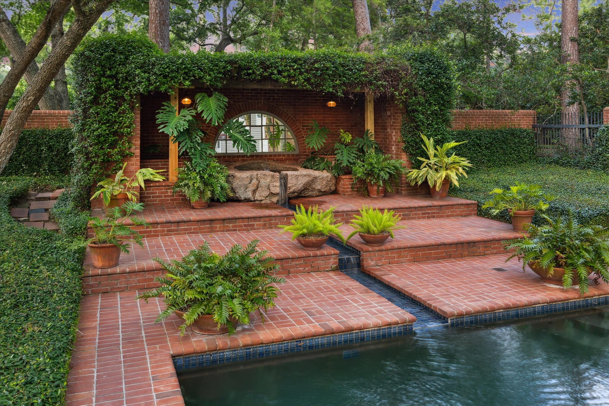  3971 Inverness Drive - 物件實景