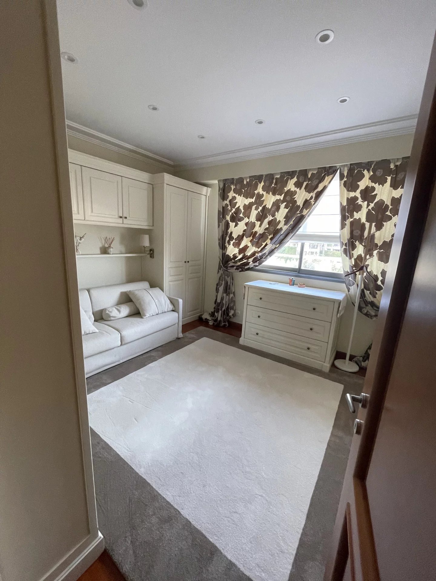 Monaco, 98000, MC, 4 Bedrooms Bedrooms, ,3 BathroomsBathrooms,Residential,For Sale,1620396