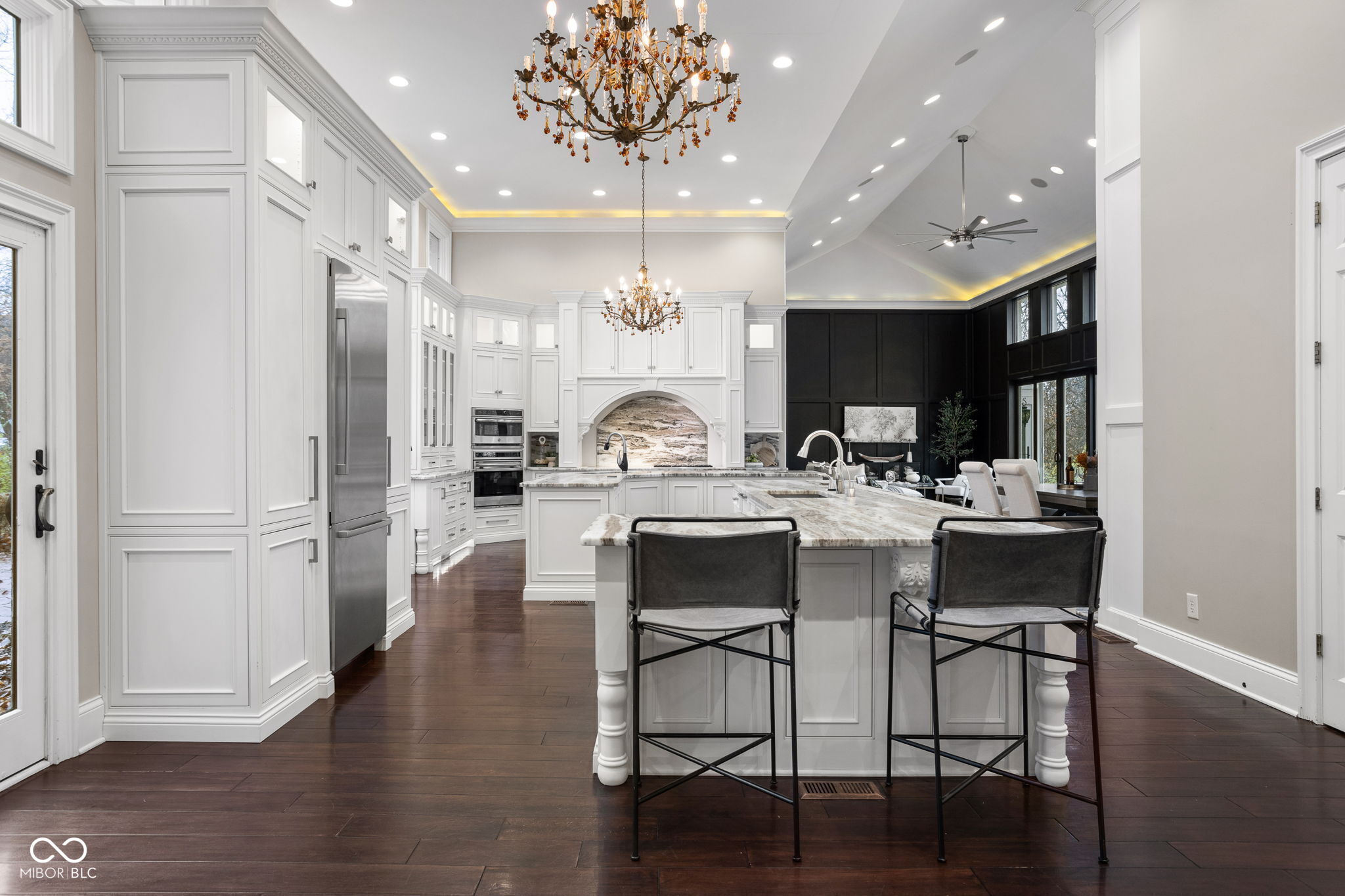 Indianapolis, Indiana, 46226, United States, 6 Bedrooms Bedrooms, ,7 BathroomsBathrooms,Residential,For Sale,1998001