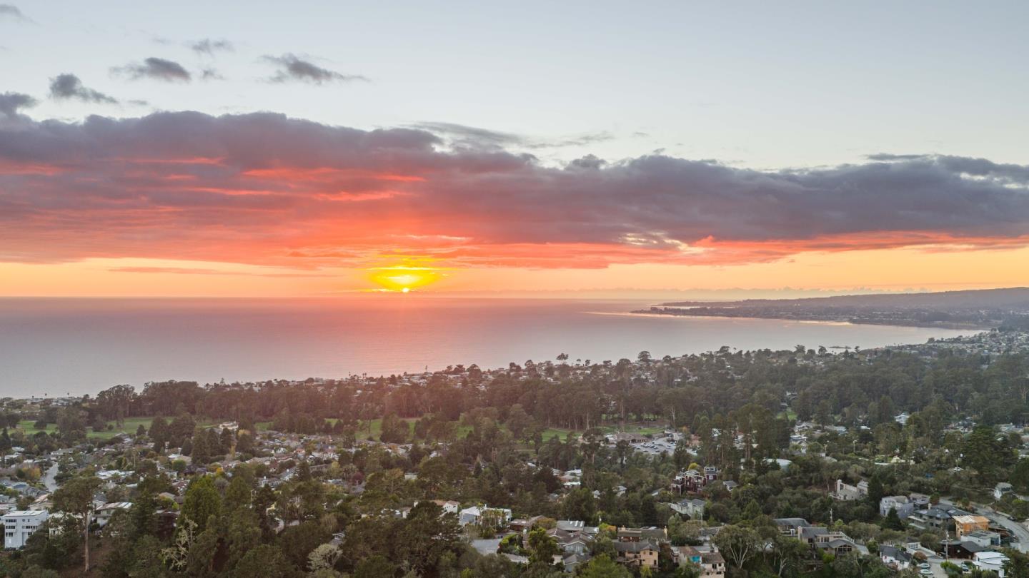 Aptos, California, 95003, United States, 3 Bedrooms Bedrooms, ,2 BathroomsBathrooms,Residential,For Sale,1997523