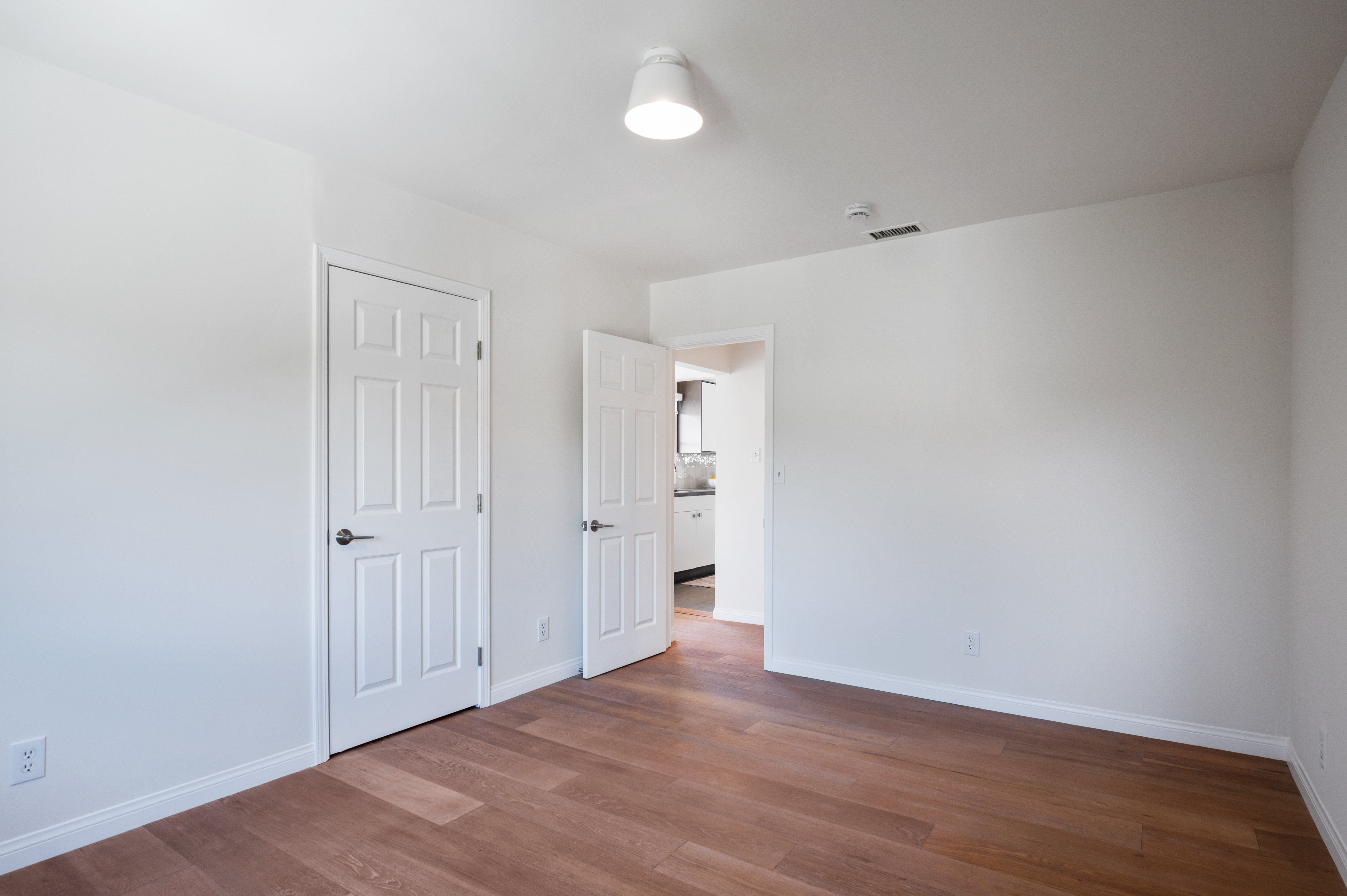  1662 Rotary Drive, Los Angeles, CA 90026 - 物件實景