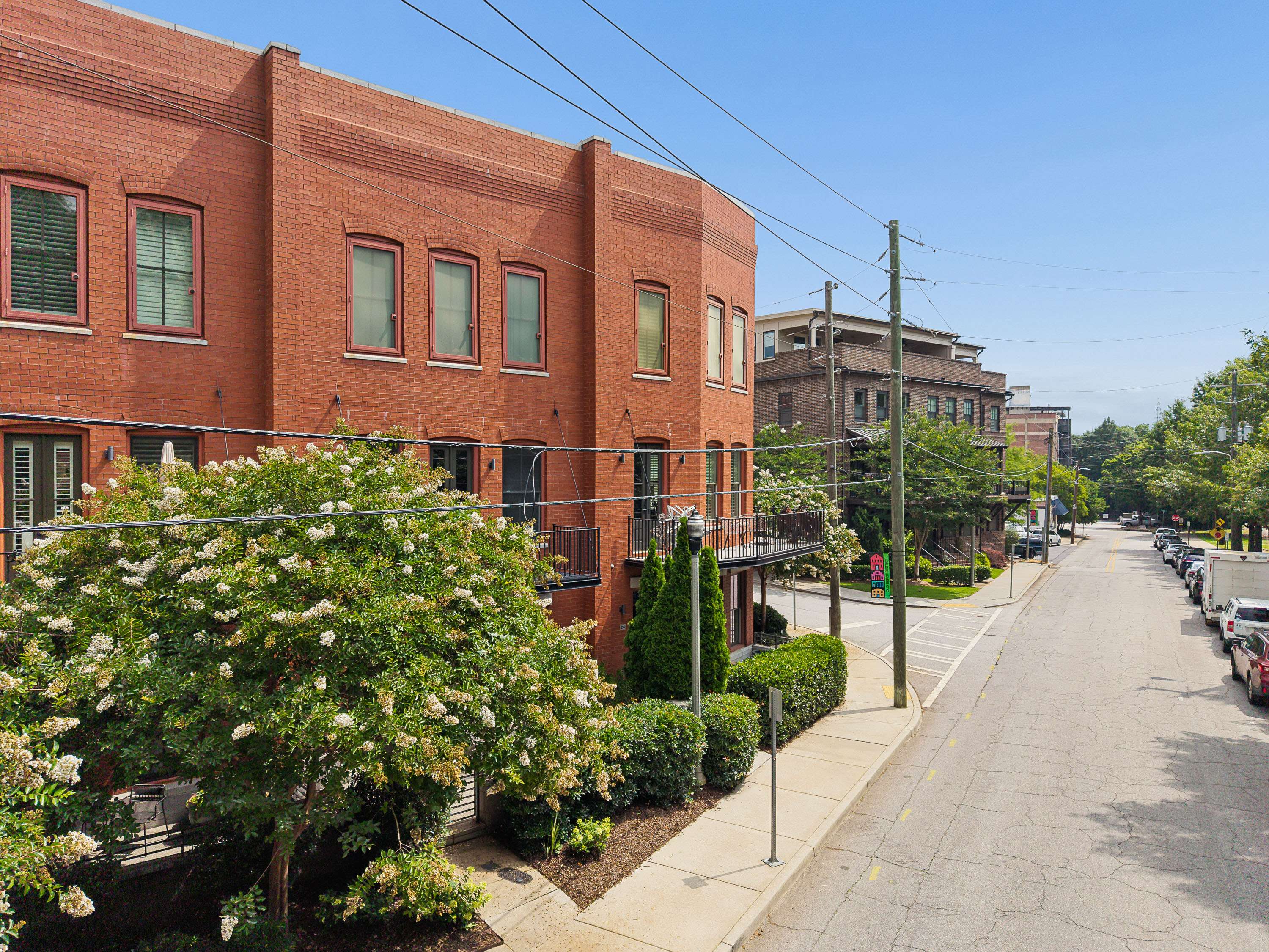  Stunning Townhome in Decatur