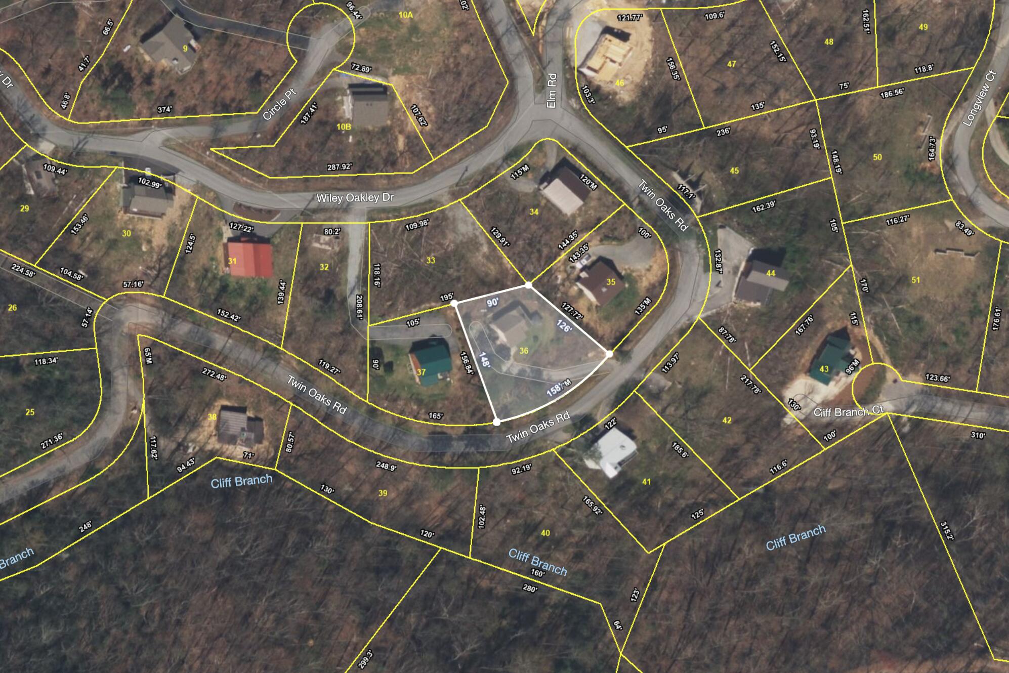Gatlinburg, Tennessee, 37738, United States, 2 Bedrooms Bedrooms, ,3 BathroomsBathrooms,Residential,For Sale,1931589