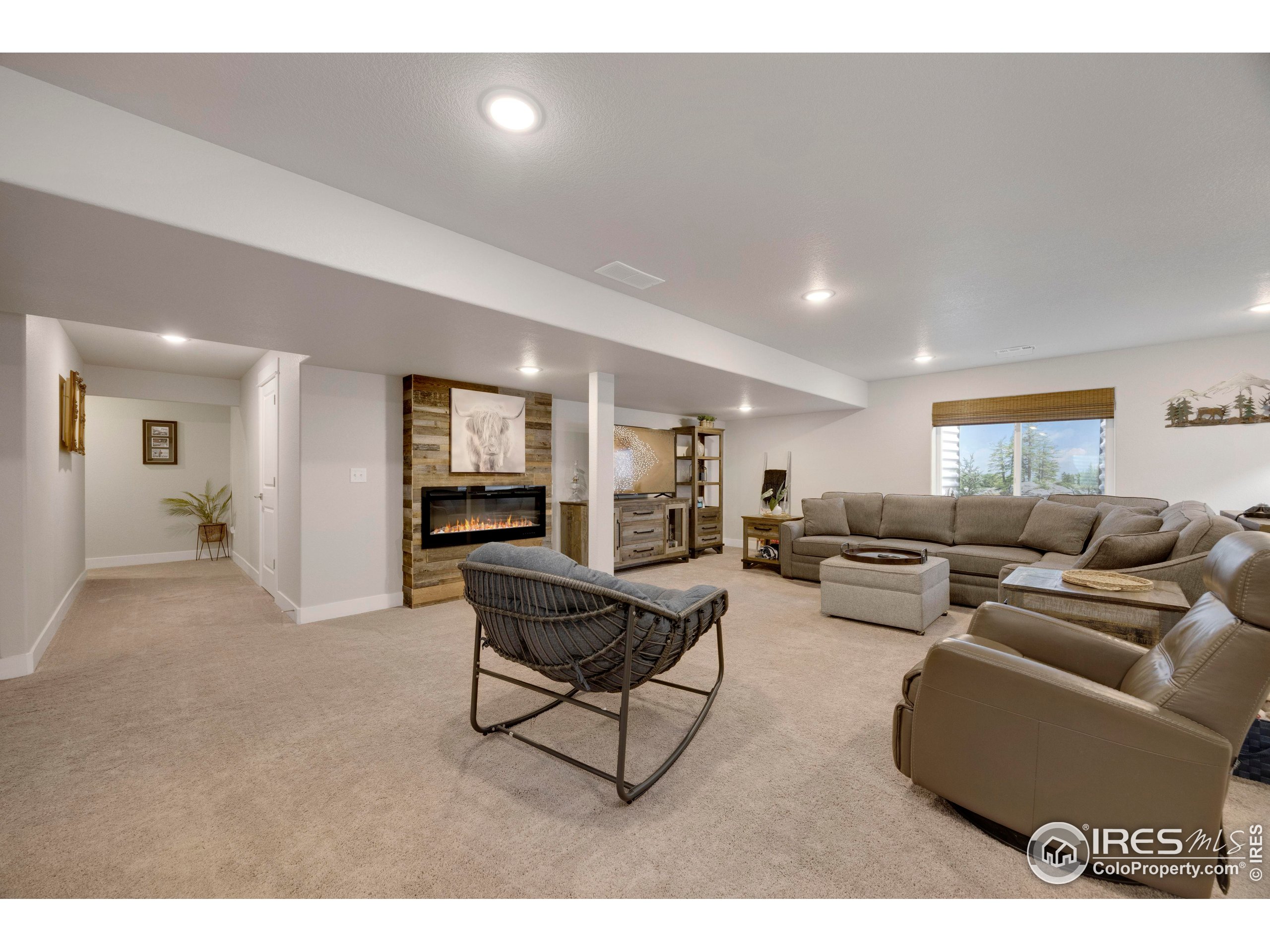 Loveland, Colorado, 80538, United States, 5 Bedrooms Bedrooms, ,3 BathroomsBathrooms,Residential,For Sale,1866532