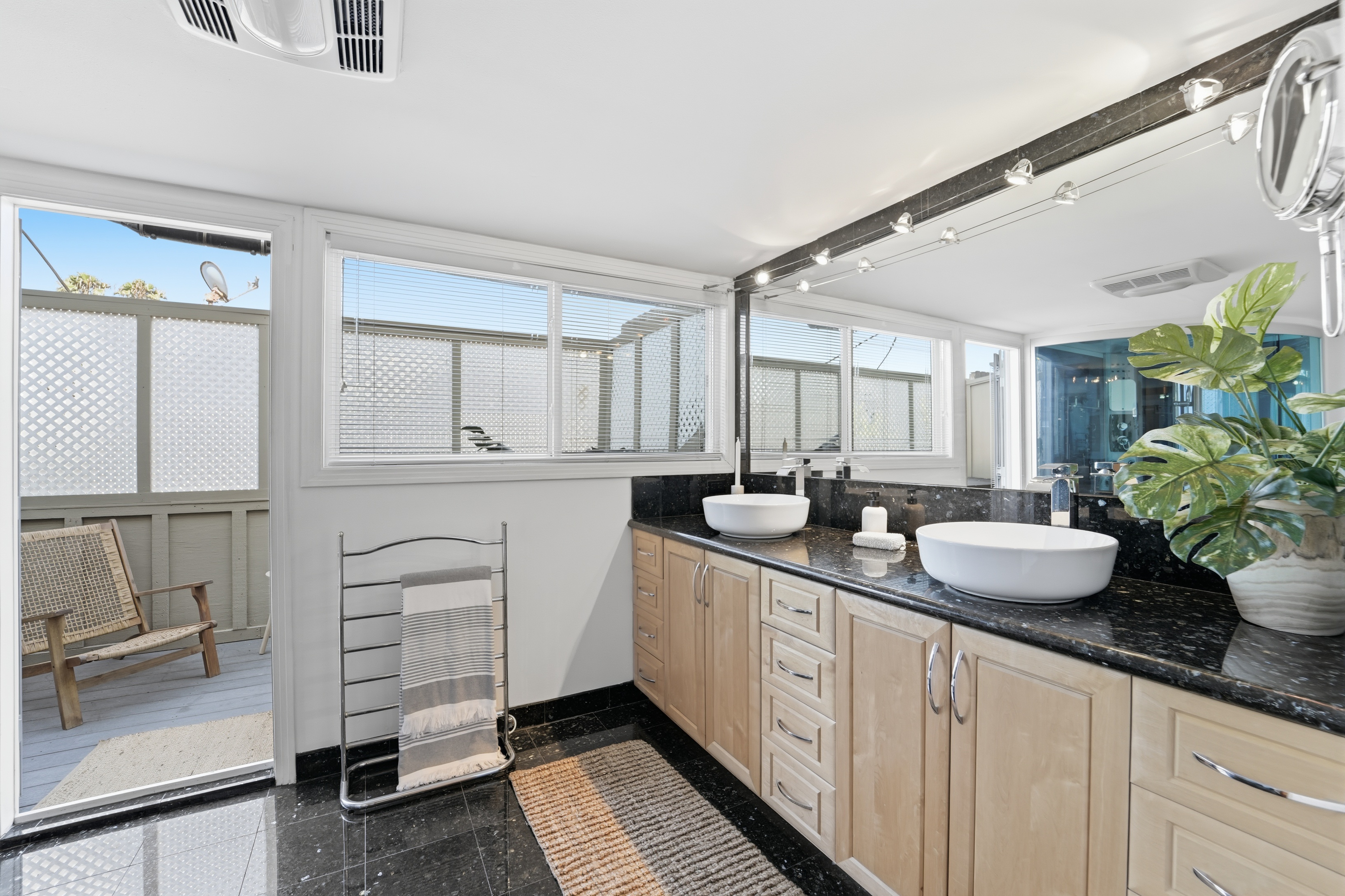  320 Paseo De La Playa #E, Redondo Beach, CA 90277 - 物件實景