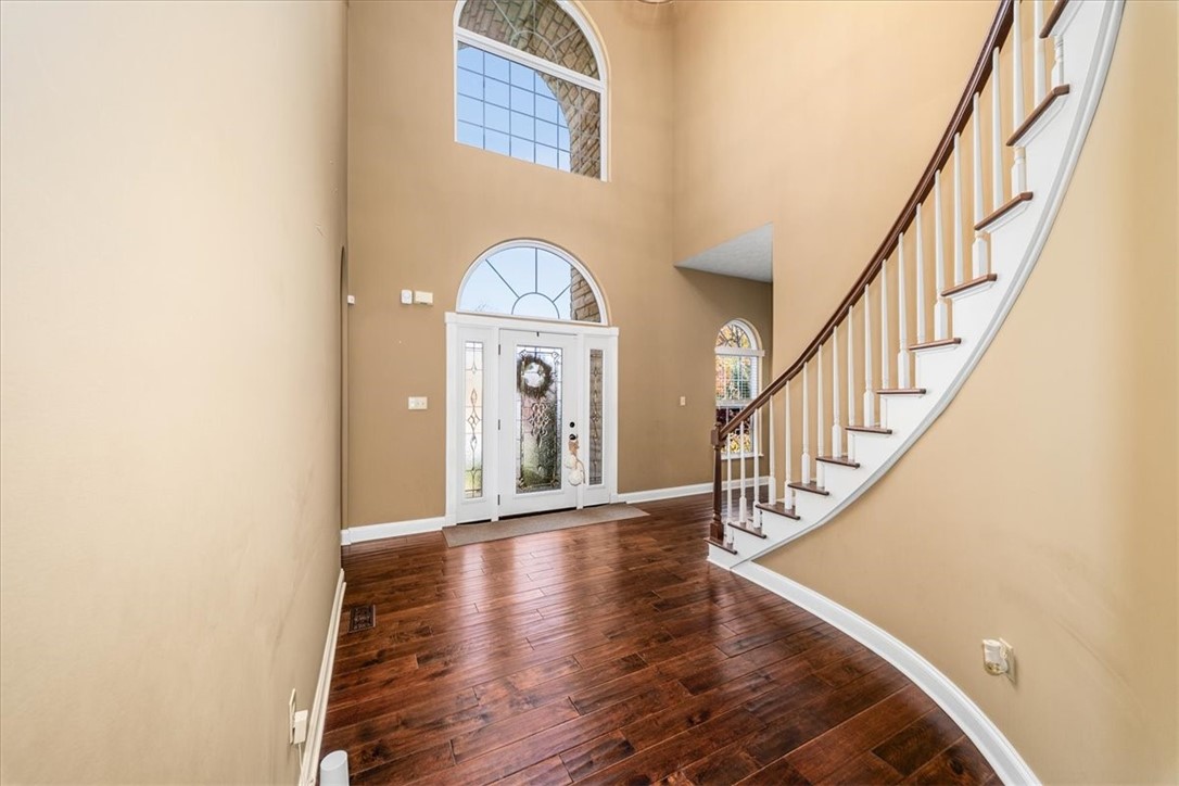 Pine Twp, Pennsylvania, 16046, United States, 5 Bedrooms Bedrooms, ,6 BathroomsBathrooms,Residential,For Sale,1989507