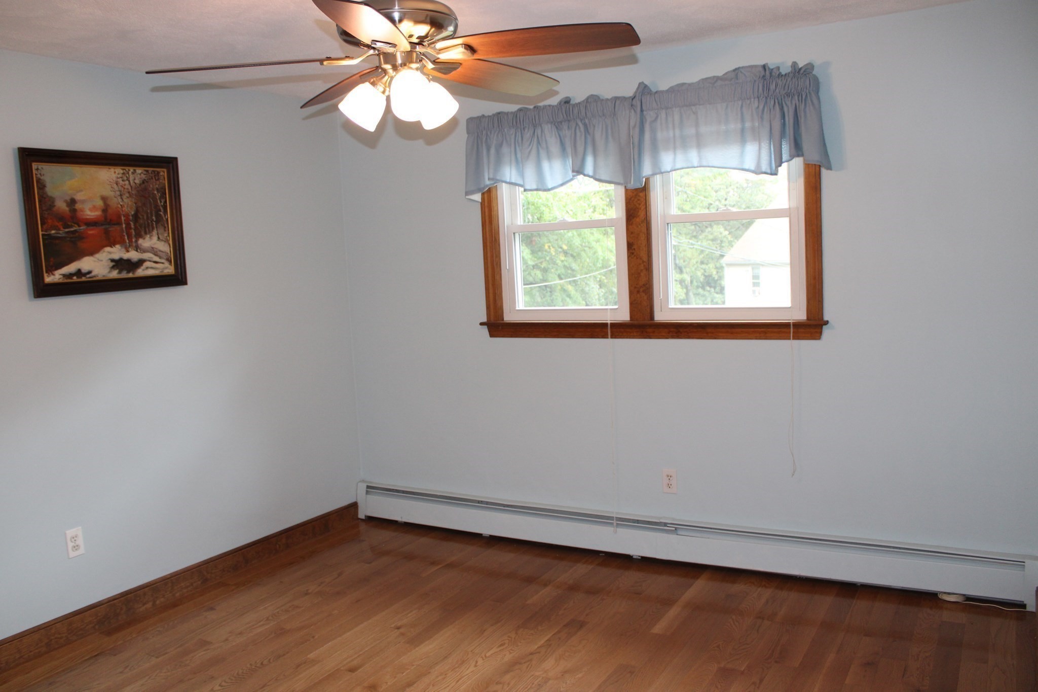 Woburn, Massachusetts, 01801, United States, 4 Bedrooms Bedrooms, ,2 BathroomsBathrooms,Residential,For Sale,1979204