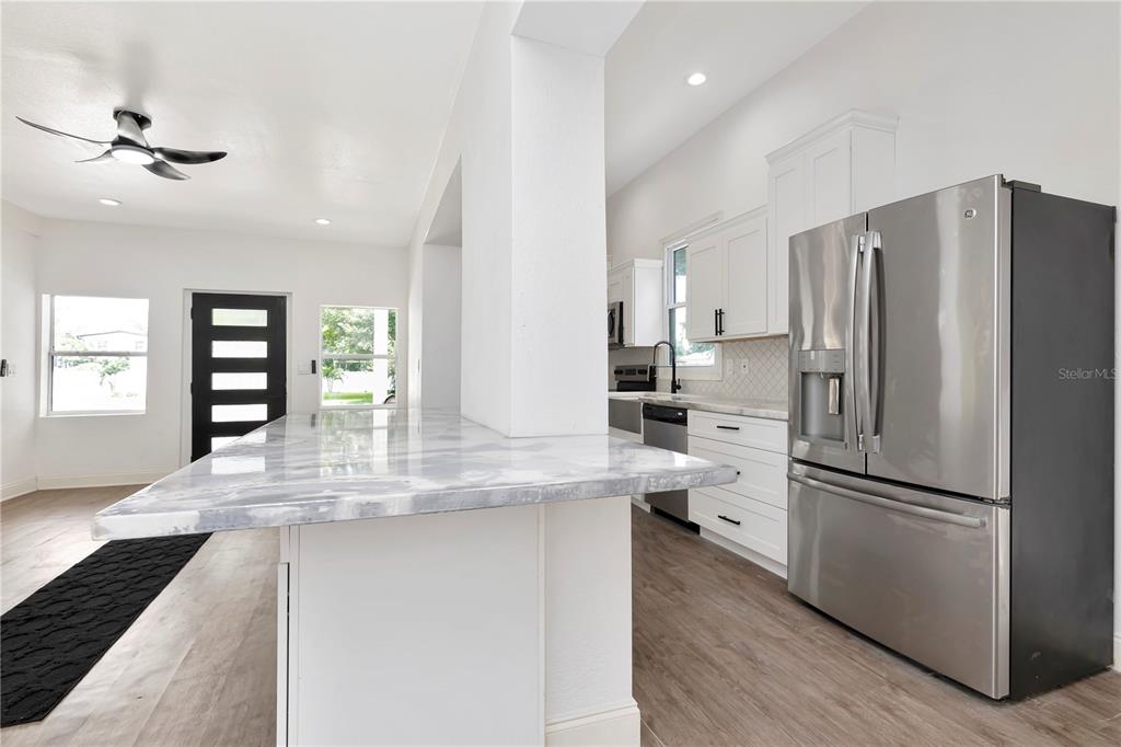 St Petersburg, Florida, 33713, United States, 4 Bedrooms Bedrooms, ,3 BathroomsBathrooms,Residential,For Sale,1932067